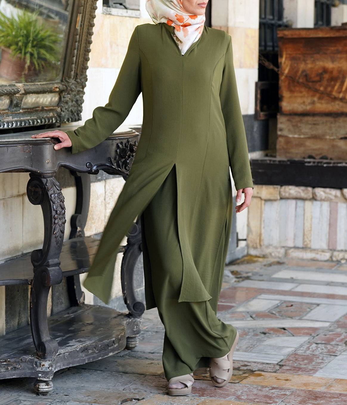 Islamic Clothing for Muslim Women and Men by SHUKR Shukr Clothing